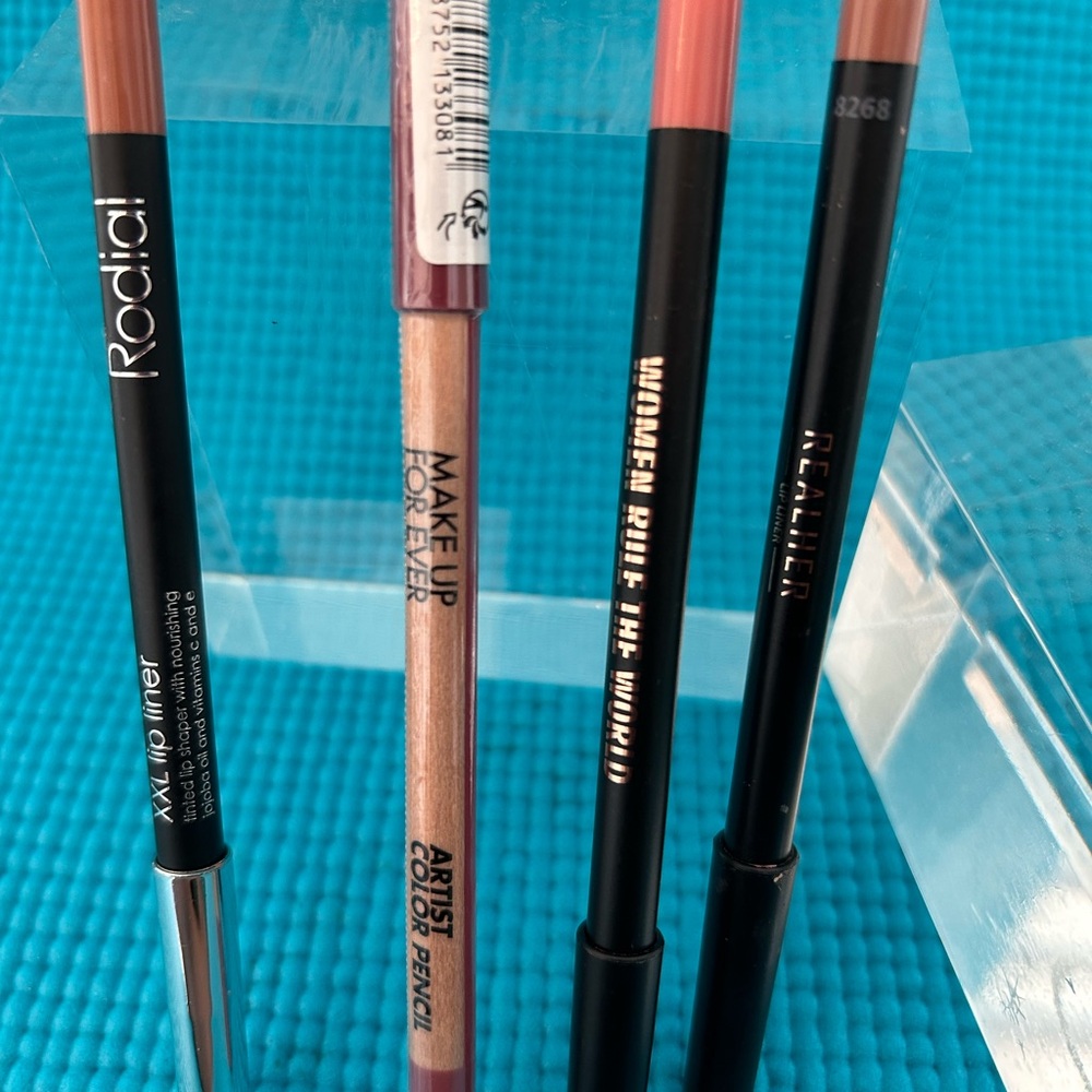 SUPER SALE!! GET ALL 4 LIP LINERS Name Brands